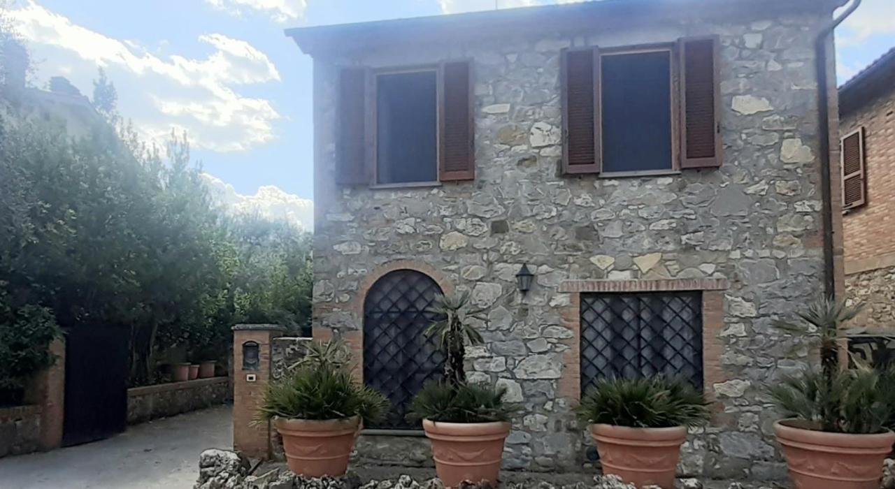 Villa Le Palmine Palazzone Bagian luar foto